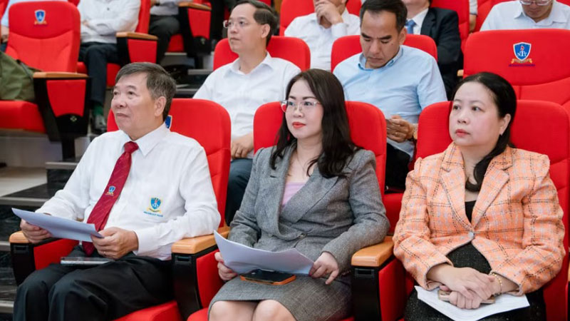 Giáo dục đại học cần phải thay đổi để thích ứng với thời đại mới
